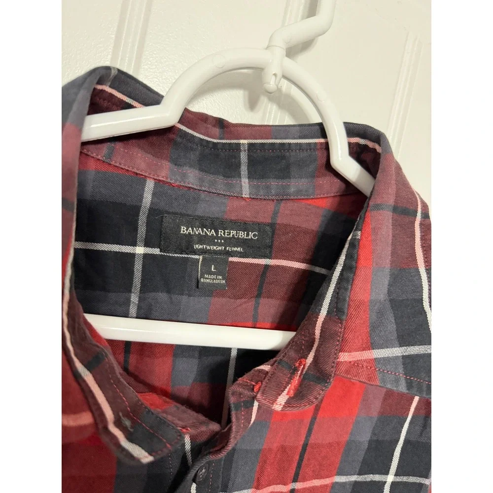 Banana Republic Shirt Mens L Lightweight Flannel Red Plaid Button Down EUC